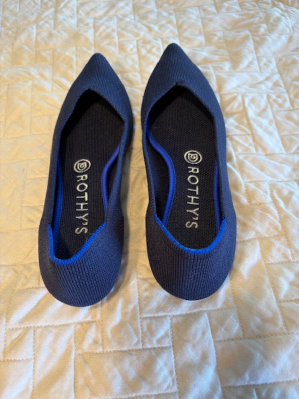 Rothy's Point navy blue sz 7 - Picture 2 of 3